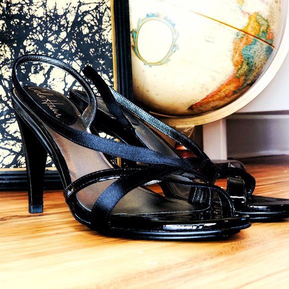 Cole Haan Black Strappy Heel Sandals size 7.5 Mint - Picture 8 of 12